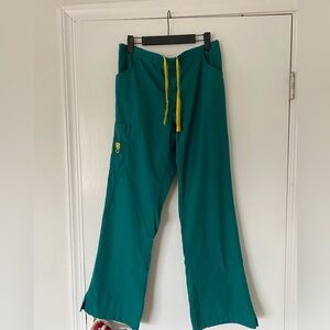 Rae Gunn / Australian breakdancer pants for Halloween